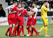 开云体育中国-热门球队能否在本轮比赛中保持优势？