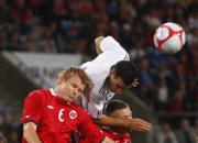 开云体育中国官网-法国队逆转日本队，安赛龙统治全场