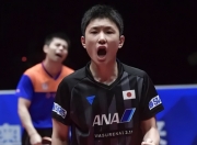 开云体育中国官网-日本乒乓球队横扫英国乒乓球队，张本智和惊艳世界的简单介绍