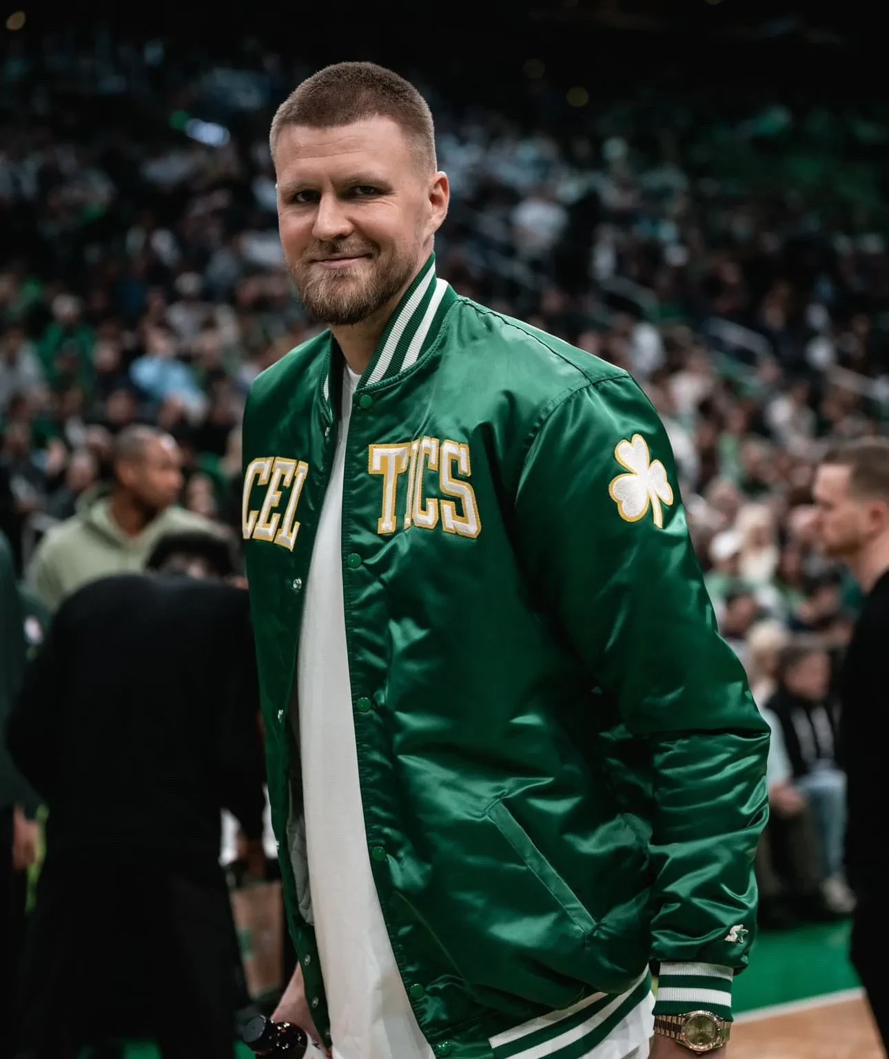 热火B队血洗加拿大男篮,波尔津吉斯制霸全场的简单介绍 热火B队血洗加拿大男篮,波尔津吉斯制霸全场的简单介绍