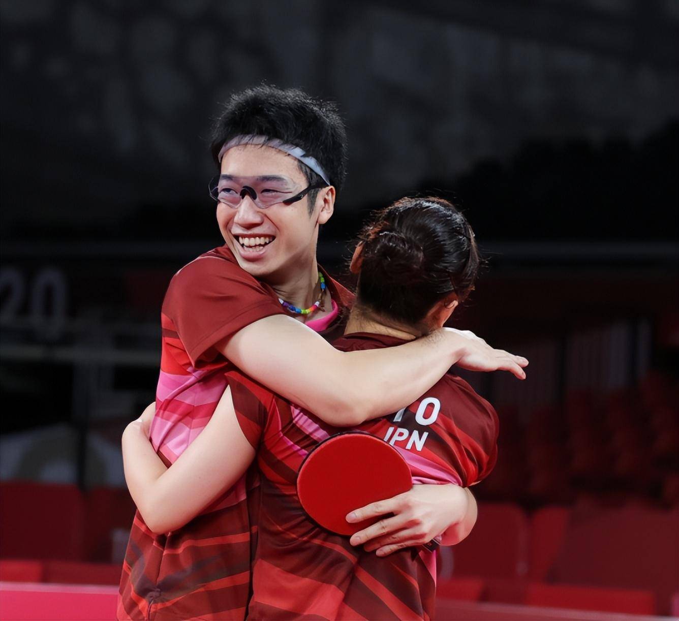 德国乒乓球队碾压波兰乒乓球队，水谷隼高光表现的简单介绍