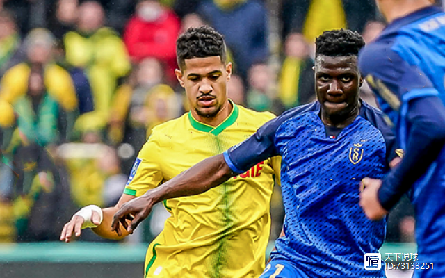 包含瓦朗谢纳面对南特，双方实力相当难分伯仲的词条