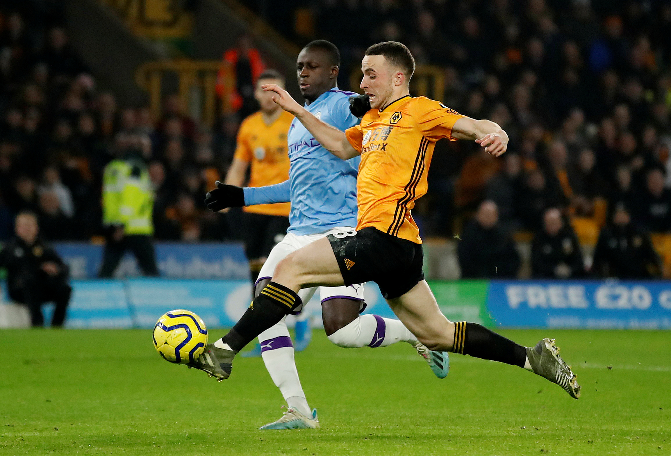 包含朴茨茅斯遭遇重创,英超球队备战迎接新挑战的词条 包含朴茨茅斯遭遇重创,英超球队备战迎接新挑战的词条