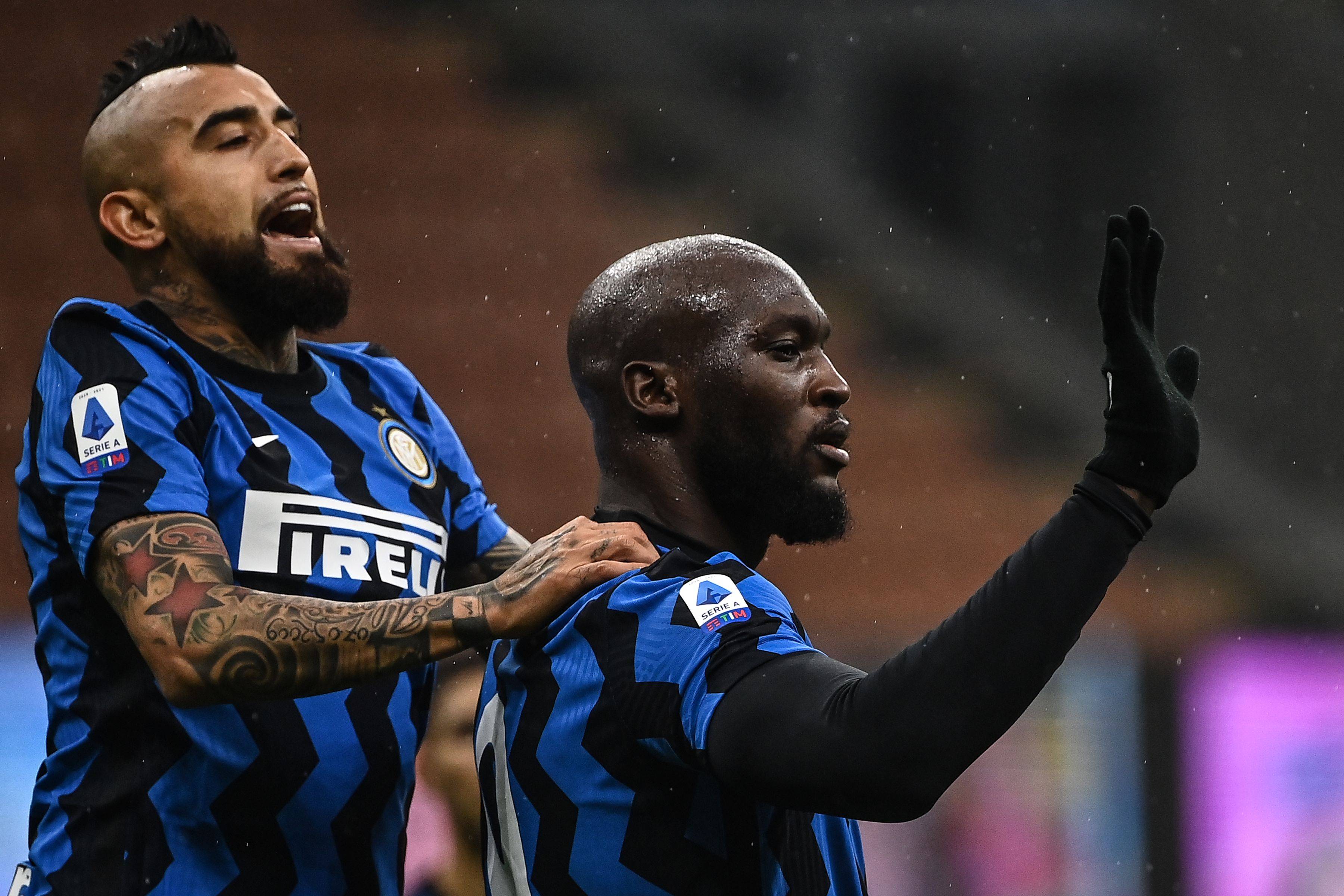 斯佩齐亚队大比分胜利，球员士气高涨