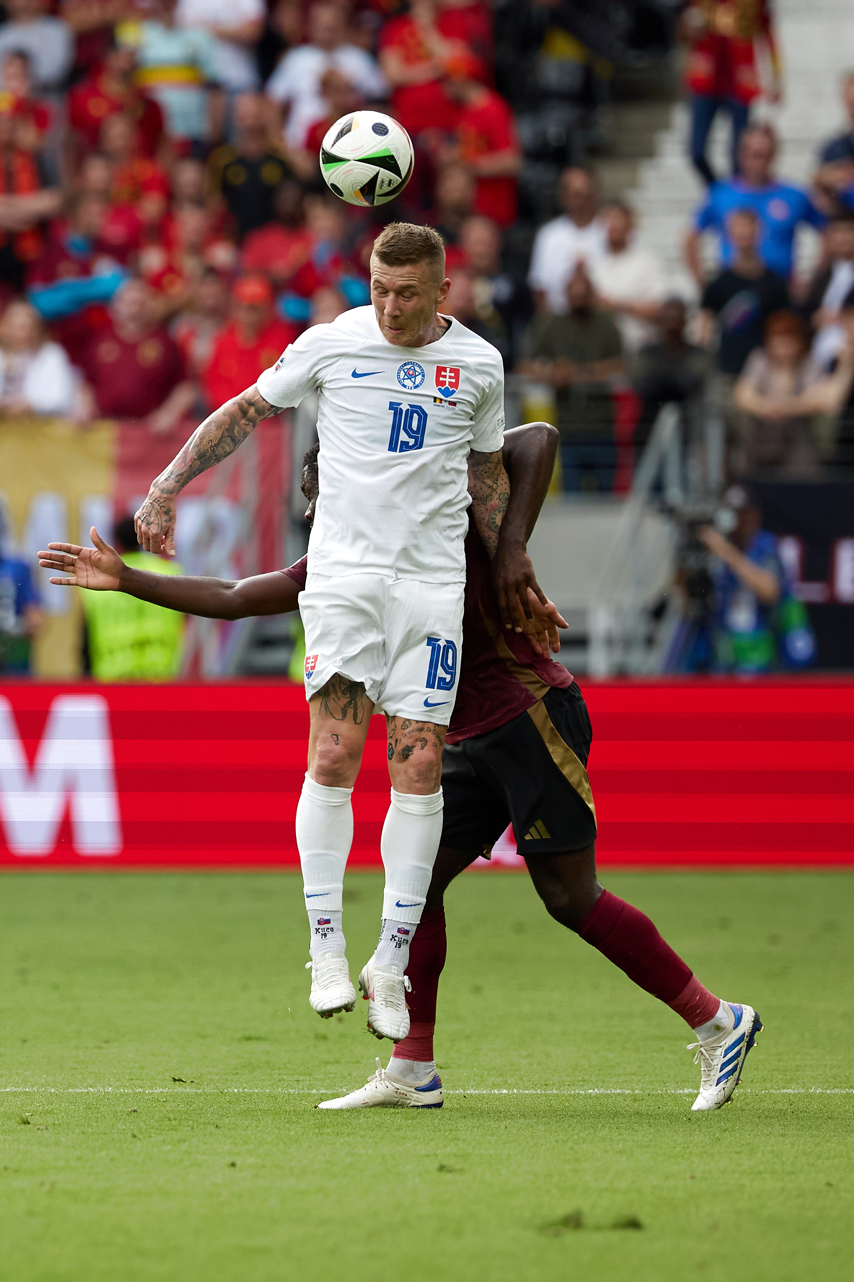 斯洛伐克队备战歐洲預賽，实力强大