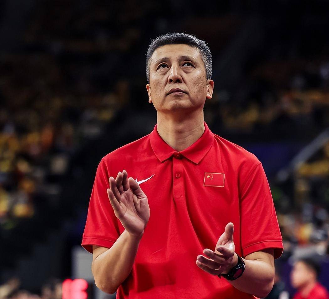 紧张的比赛中一位球员挑大梁，成为关键先生的简单介绍