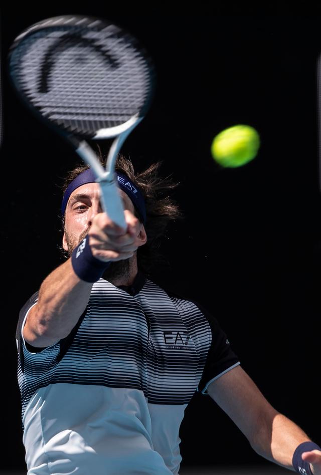 包含世界网球队横扫澳大利亚网球队，穆雷三分雨点燃全场的词条