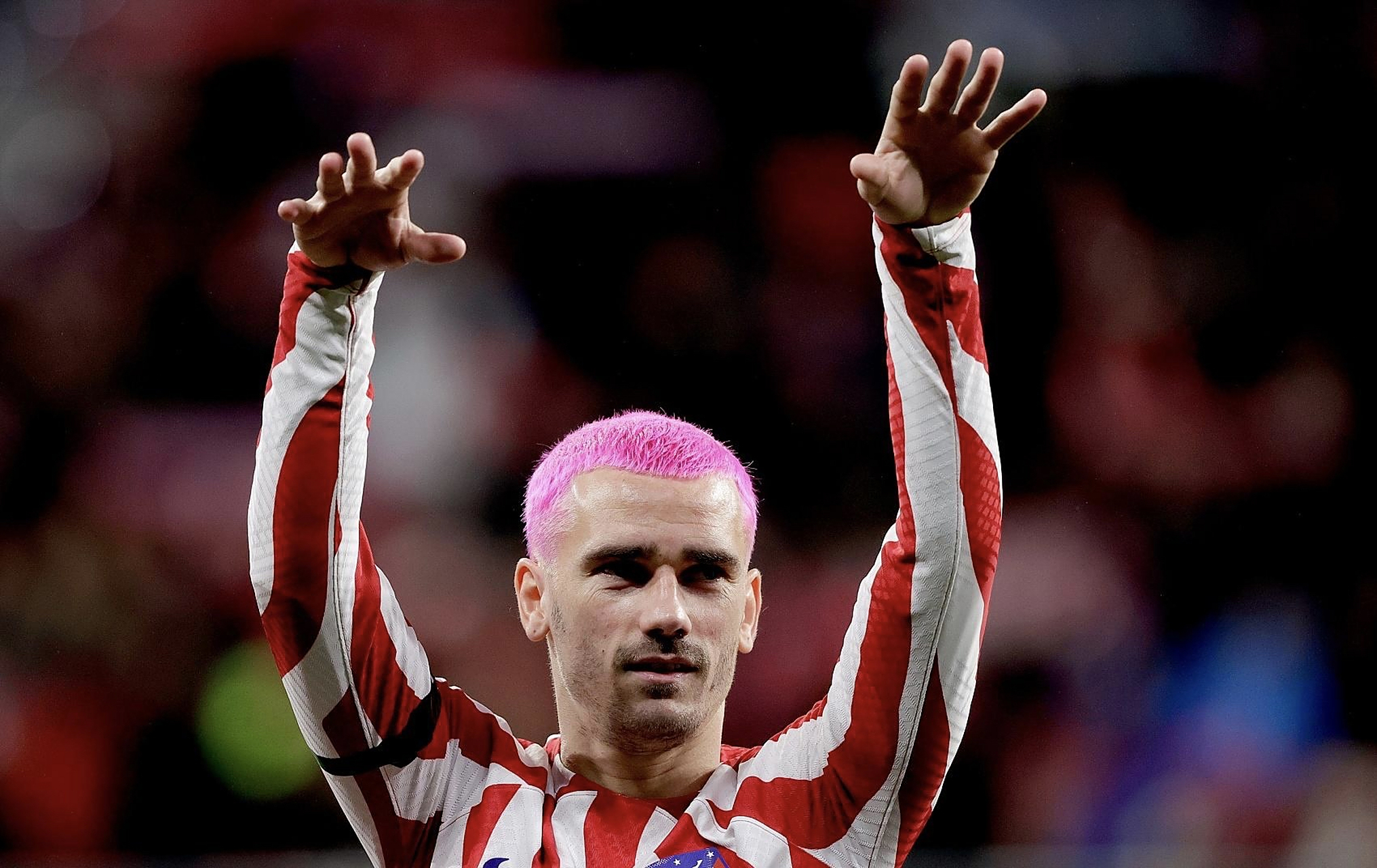 瑞士横扫乌拉圭，格列兹曼高光表现