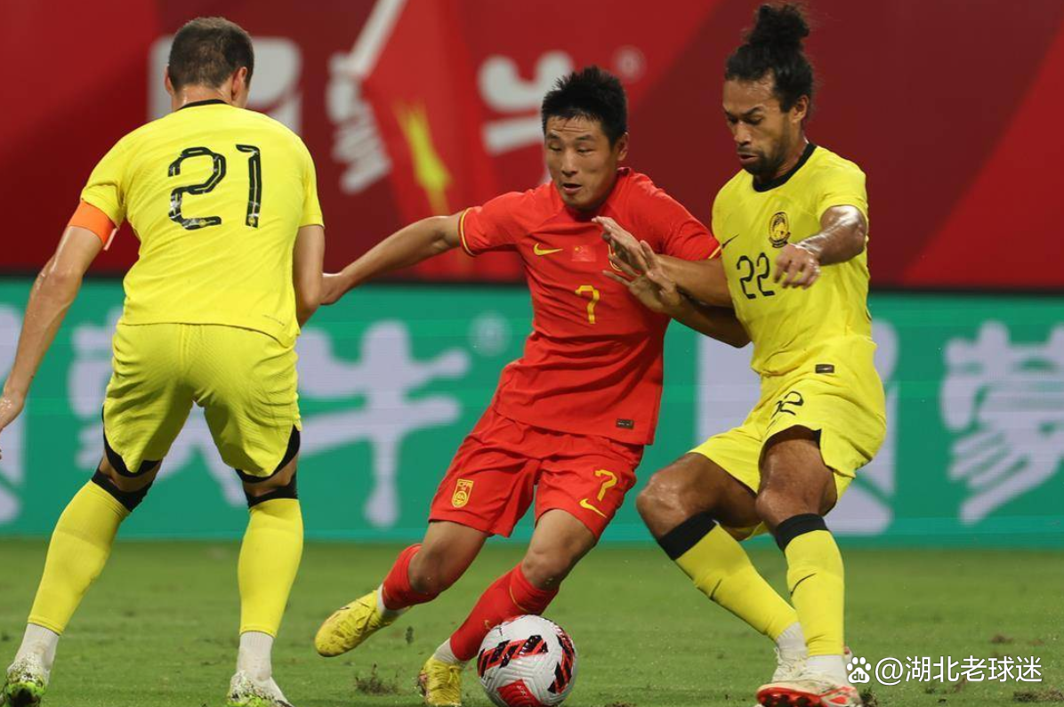 包含国内球员连连出色，亚冠联赛引关注的词条