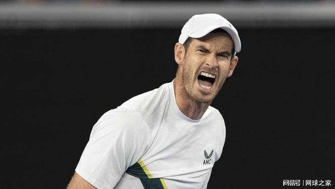 世界网球队鏖战英国网球队，穆雷送出助攻