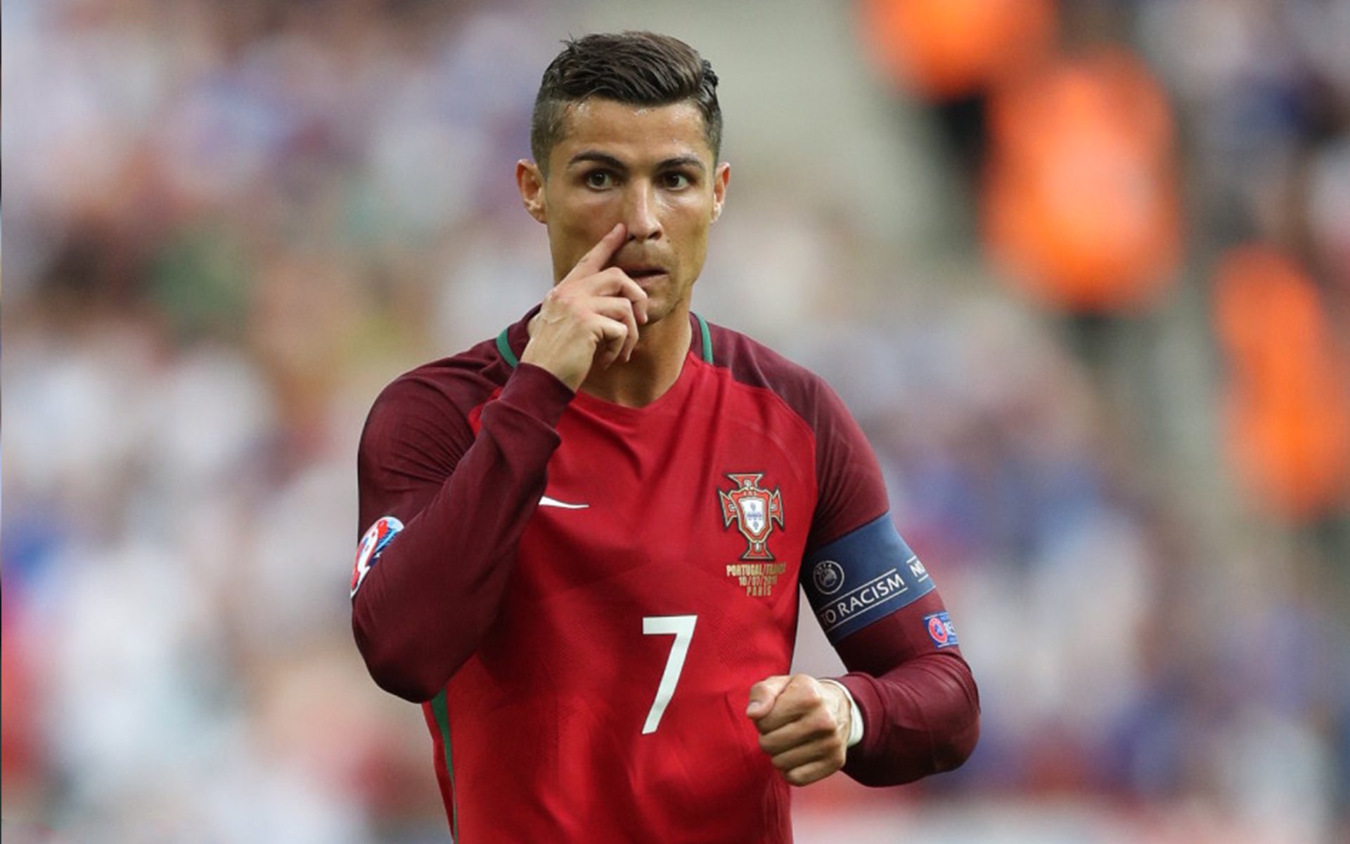 法比尼奥一传一射导演逆转风暴，勒沃库森5-1狂胜冰岛展现王者气质