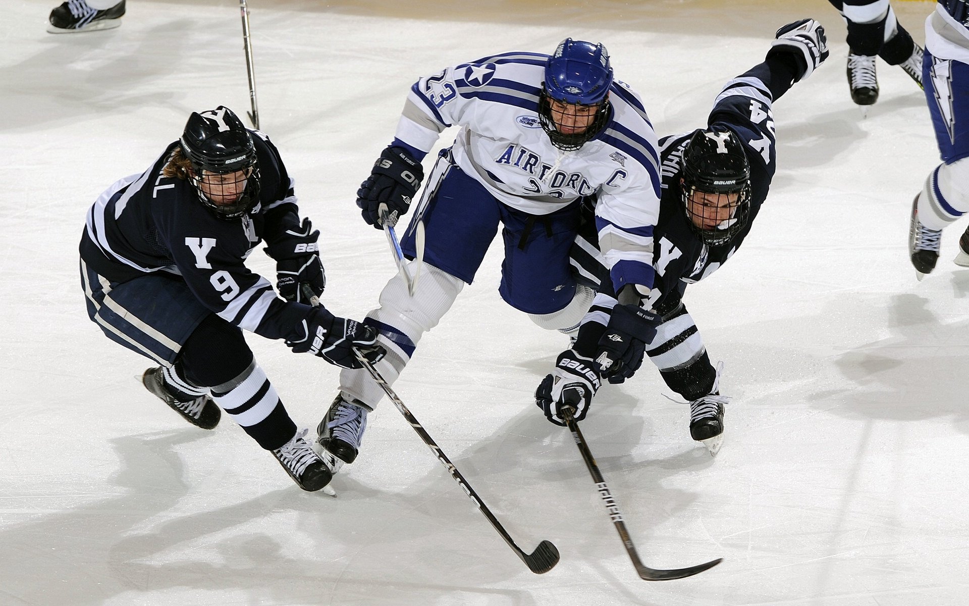 克莱·汤普森，逆境中的神射手，灰熊决胜局带走开拓者